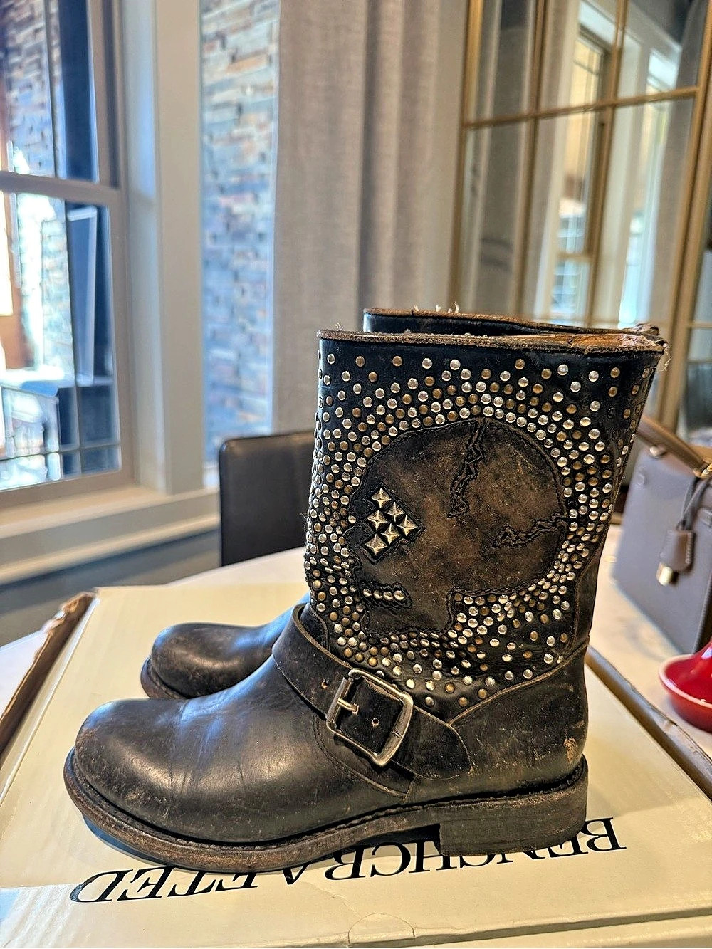Frye  Jenna Skull Stud Short Skull Stud Short Boots Black US 7 - Picture 3 of 9